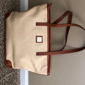 Dooney & Bourke tote handbag